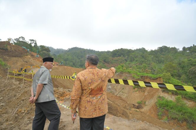 
					Gubernur Mahyeldi Pastikan Jalur Malalak Siap Urai Macet Mudik