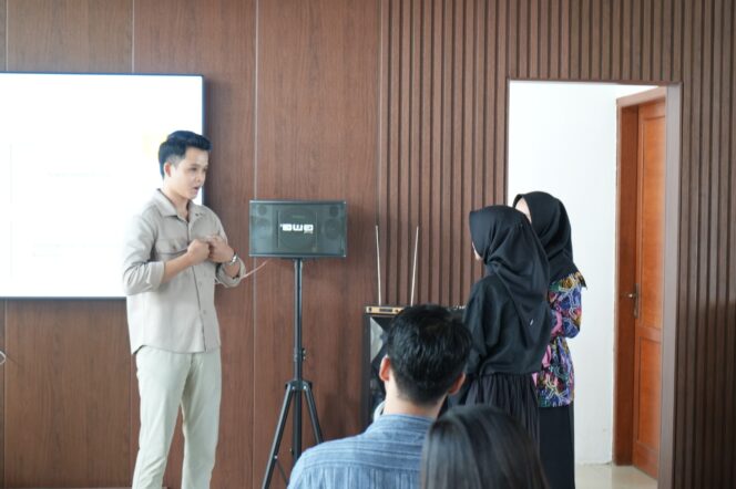 
					KAI Purwokerto Siapkan Frontliner Jago Bahasa Isyarat Lebaran
