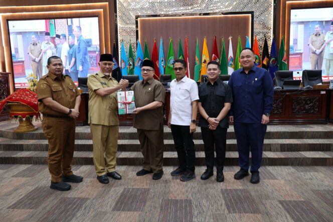 
					Laju Ekonomi Melambat: Ujian Berat Kepemimpinan Baru Sumatera Barat