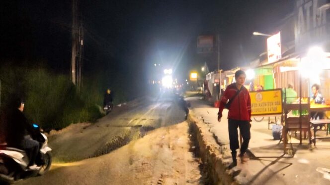
					Jalan Tarai Bangun Mulus Sebelum Takbir Lebaran Berkumandang