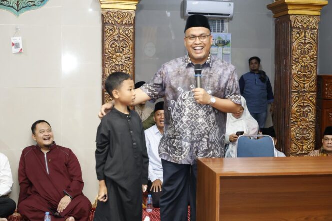 
					Masjid Nurul Islam Pariaman Cetak Empat Hafiz 30 Juz