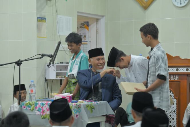 
					Mahyeldi Jadikan Masjid Taubah Solok Pusat Sinergi Pembangunan