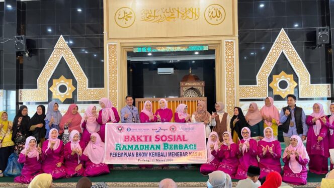 
					Kolaborasi Lintas Sektor: Wajah Baru Ramadan Berbagi BKOW Sumbar