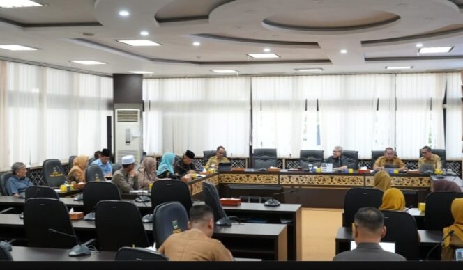 
					DPRD Sumbar Susun Jadwal Strategis Demi Pembangunan Daerah