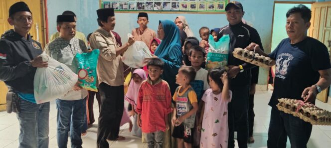 
					PWI Takalar Salurkan Sembako ke Anak Yatim Panti Mega Mulia