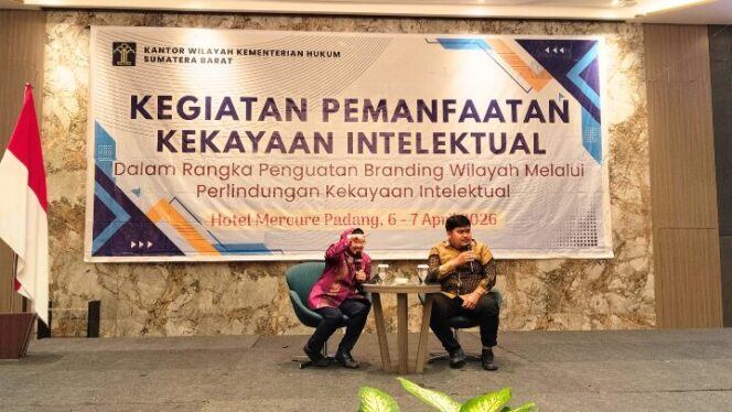
					Reni Sunarty: Lindungi Kreativitas, Kunci Sukses Produk UMKM Melalui Pendaftaran HAKI, (07/04/2026) di Hotel Mercure Padang. (Foto: Indra Dewi) 