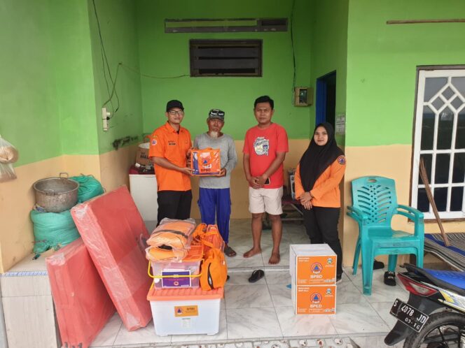 
					Puting Beliung Terjang Jombang: Empat Desa Terima Bantuan Darurat