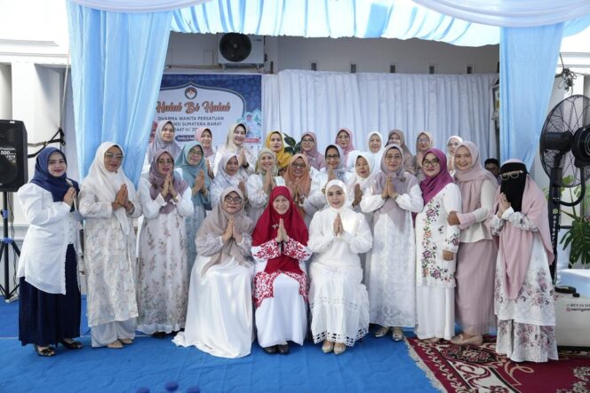 
					Sinergi DWP Sumbar: Perkuat Ketahanan Keluarga Hingga ke Desa