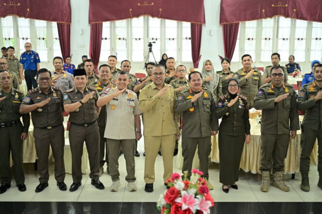 
					Menjaga Nyala Aman Hingga ke Desa: Komitmen Baru Sumbar