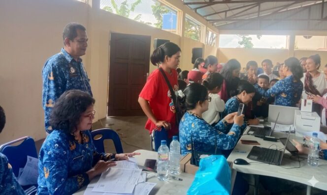 
					Bupati Toba Ngantor di Desa: Jemput Bola Layanan Publik