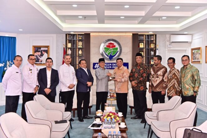 
					Desa Ekspor: Senjata Baru Garut Lawan Kemiskinan Ekstrem