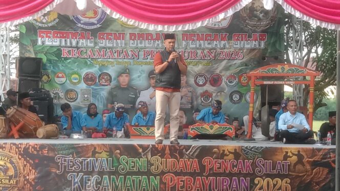 
					Lestarikan Budaya Leluhur!!! Camat Pebayuran Hadiri Festival Seni Budaya Pencak Silat Tingkat Kecamatan Pebayuran
