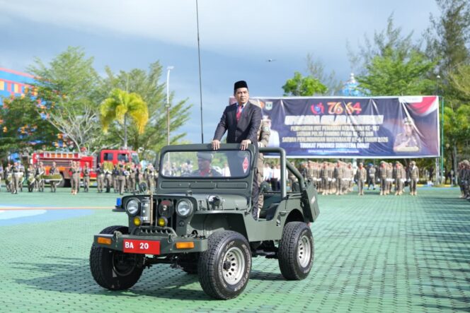 
					Satlinmas Nagari Garda Amankan Pembangunan Desa Sumatera Barat