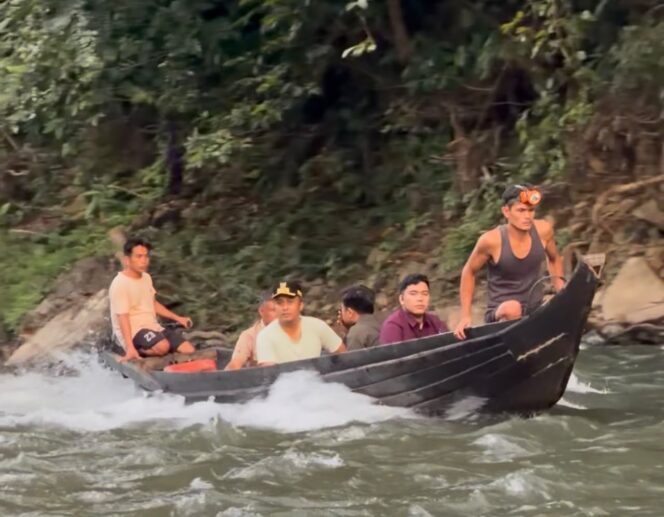 
					Menembus Pelosok Pasaman, Wagub Sumbar Vasko Ruseimy Tempuh Perjalanan Ekstrem Demi Serap Aspirasi Warga Terpencil