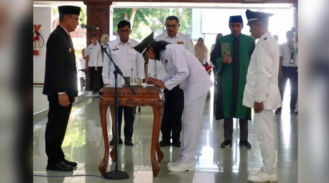 
					Ujian Nyata Dua Kades PAW Bojonegoro Memimpin Desa
