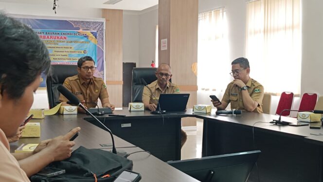 
					BBM Subsidi di Sumbar: Petani Desa Aman, Oknum Terjaring