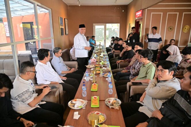 
					Dialog Bersama Aktivis, Gubernur Mahyeldi: Persoalan Daerah Harus Diselesaikan hingga ke Akar