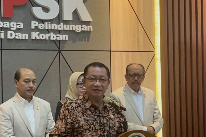 
					Sekretaris Jenderal (Sekjen) Kemendes PDT, Taufik Madjid saat acara Seminar Nasional Peringatan Hari Dunia Menentang Perdagangan Orang di kantor LPSK, Kamis (30/7/2026). 
