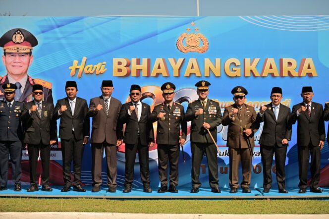 
					Gubernur Mahyeldi: Hari Bhayangkara Momentum Perkuat Sinergi Polri dan Pemda untuk Masyarakat