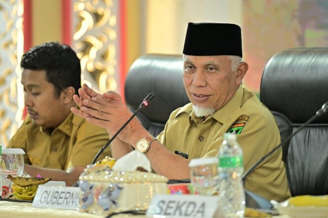 
					ASN Pulang Kampung: Berkah atau Bencana Pelayanan Desa?