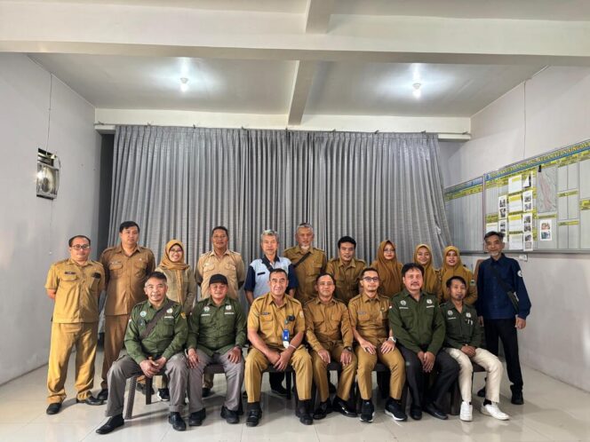 
					Tim Klinik APBDesa Kecamatan Singosari dan Pemdes Langlang