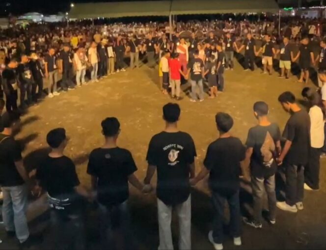 
					Silent lintas Komunitas Anak muda di Malaka dalam nuansa Malaka di Ujung Merah Putih VI, Rayakan kemerdekaan di iringi doa berduka gempa Flores
