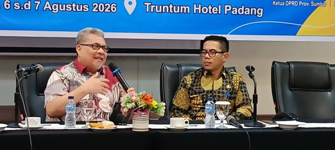 
					Saat Orang Baik Memilih Diam: Menghidupkan Kembali Alarm Desa
