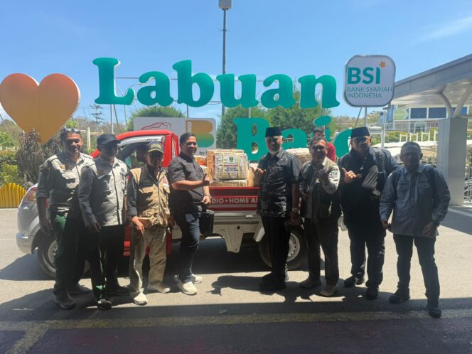 
					Pemprov Sumbar Salurkan 2,1 Ton Rendang untuk Korban Bencana di NTT