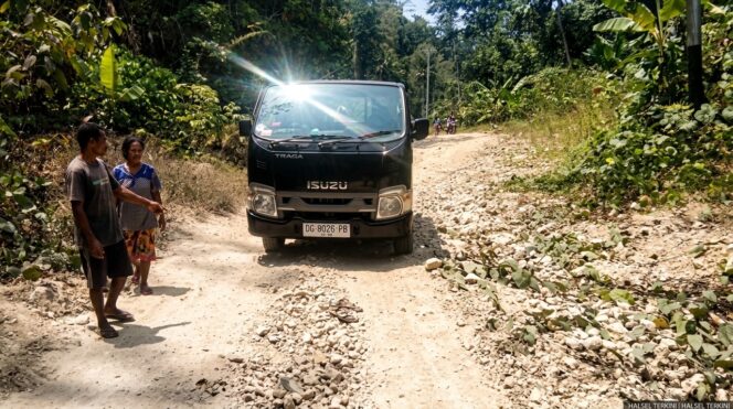 
					Bertahan di Ruas Kaputusan: Nestapa dan Resiliensi Warga