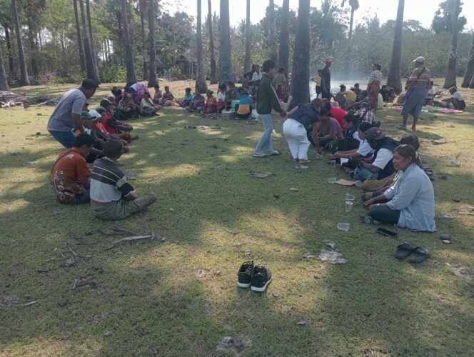 
					Momen Prosesi Ritual Adat Pendinginan lokasi Kampung Nelayan Desa Merah Putih Desa Kletek, (Foto Istimewa)