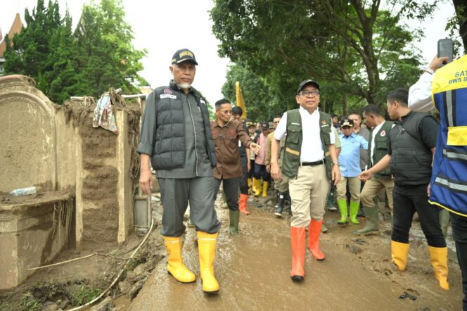 
					Menko PMK Tinjau Dampak Galodo Solok, Pemerintah Perkuat Penanganan dan Mitigasi