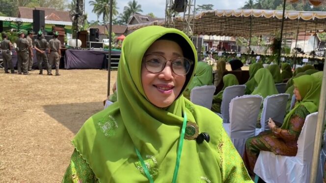 
					Kemandirian Ekonomi Umat: Gebrakan Muslimat NU Tuntang