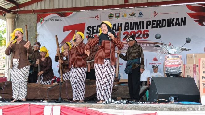 
					Resonansi Metafisika Jawa dan Kedaulatan Pangan dari Desa Banyubiru