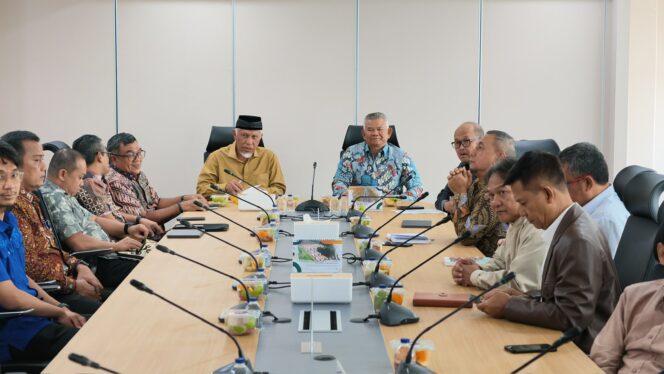 
					Cerdik Mengunci Tanah Negara Lewat Korporasi BUMDesma Solok