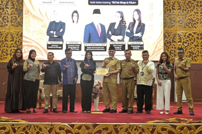 
					Gubernur Mahyeldi Dorong UMKM Sumbar Manfaatkan Konten Digital untuk Perluas Pasar